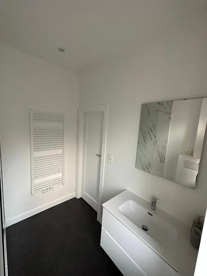 Appartement Renove Bruxelas Apartamento
